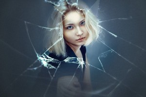 girl-1773907_1920-1