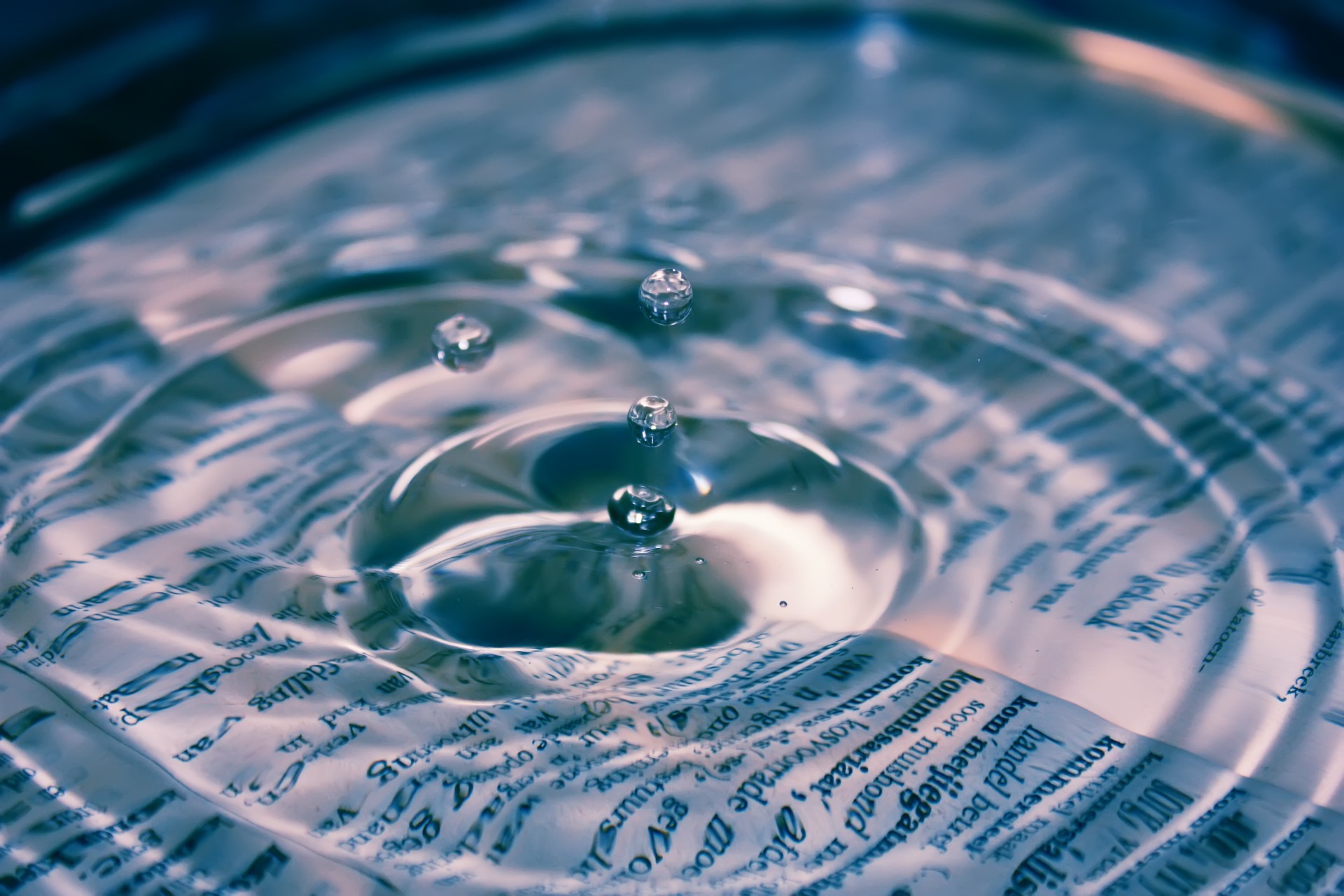 water-880462_1920.jpg